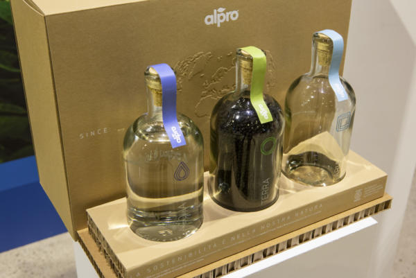 Alpro & Creostudios Collaborate with O-I : EXPRESSIONS at Brand Lab 2020